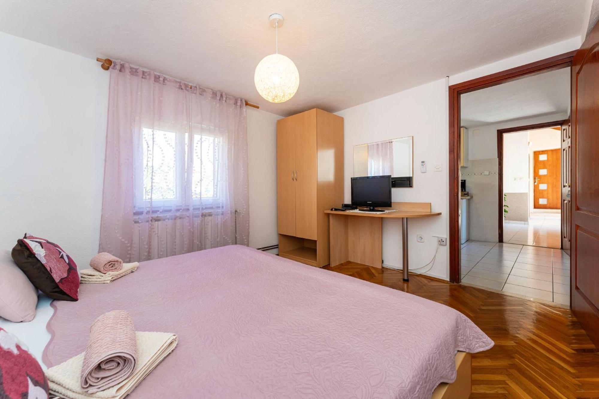 Apartments Adriana Starigrad Paklenica Room photo