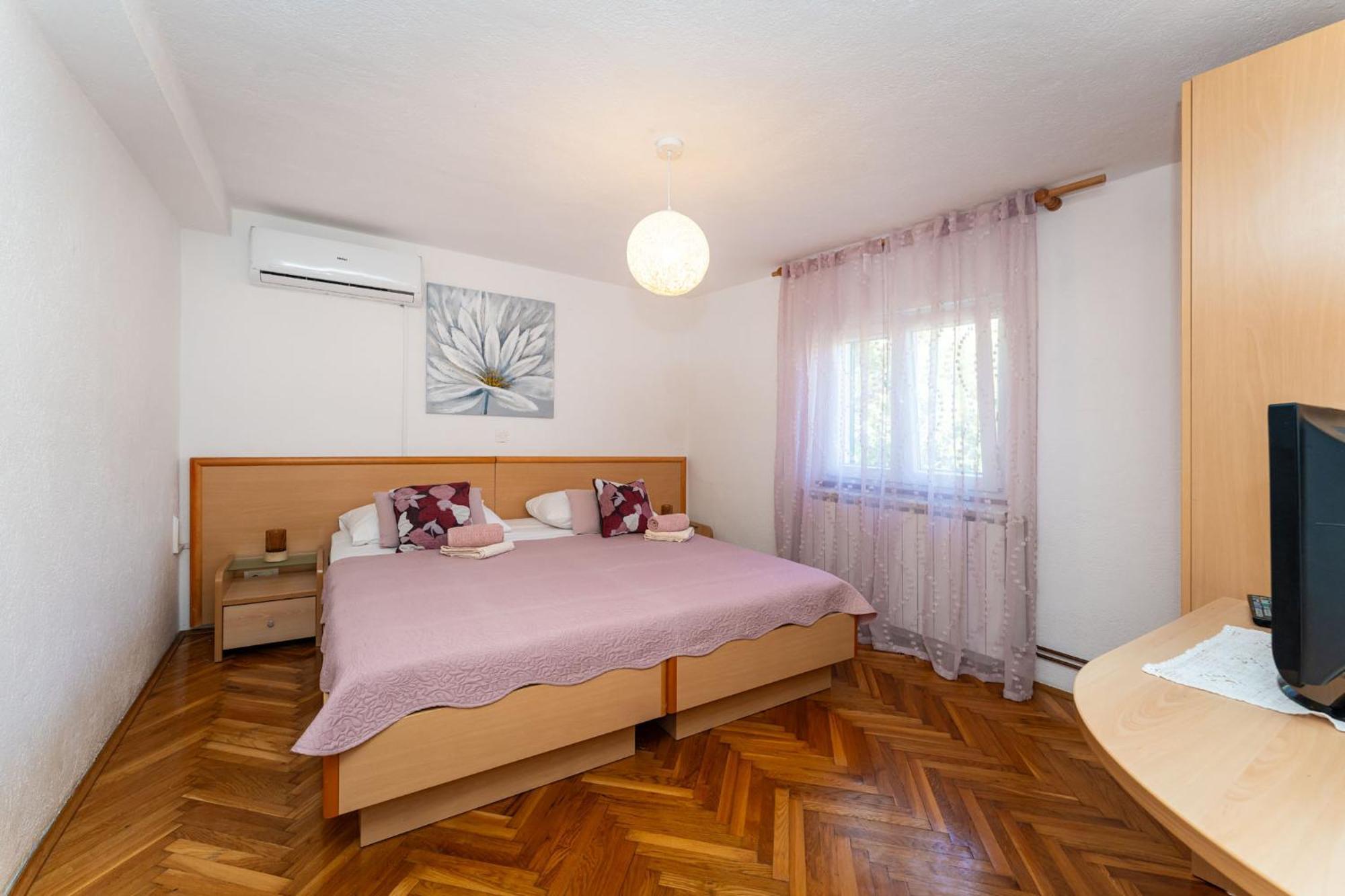 Apartments Adriana Starigrad Paklenica Exterior photo